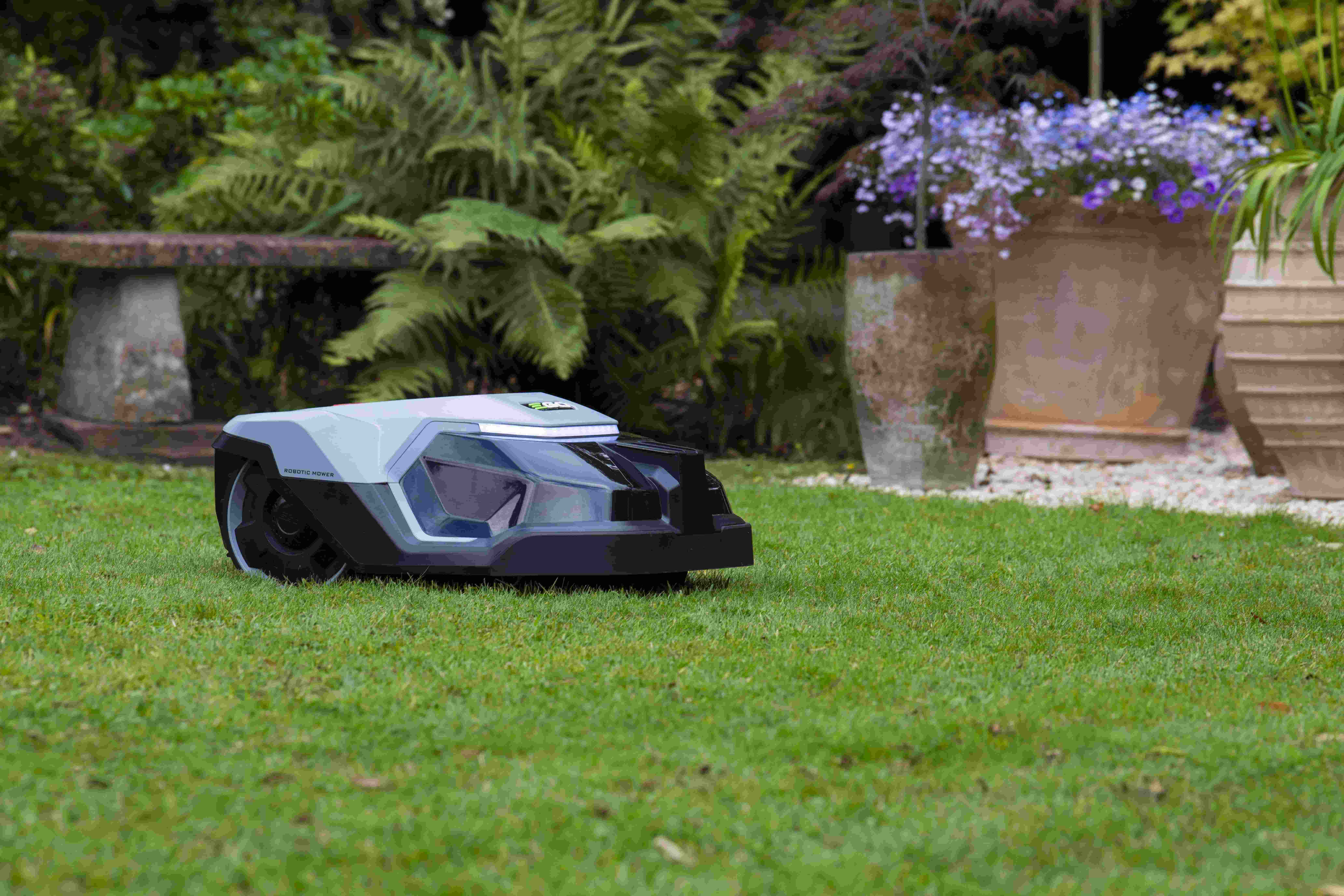 Les tondeuses robots en valent-elles l'investissement ?