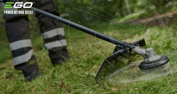 Que fait une débroussailleuse?